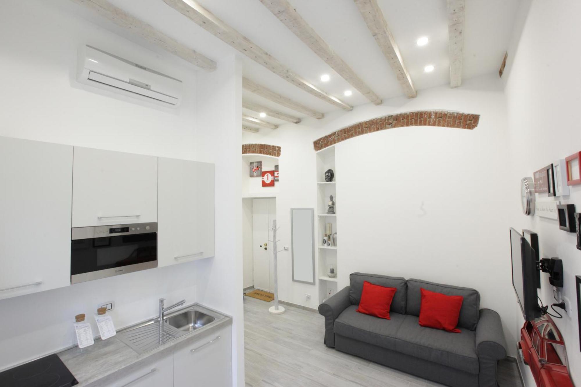 Amazing Apartment In City Center With Balcony ميلان المظهر الخارجي الصورة