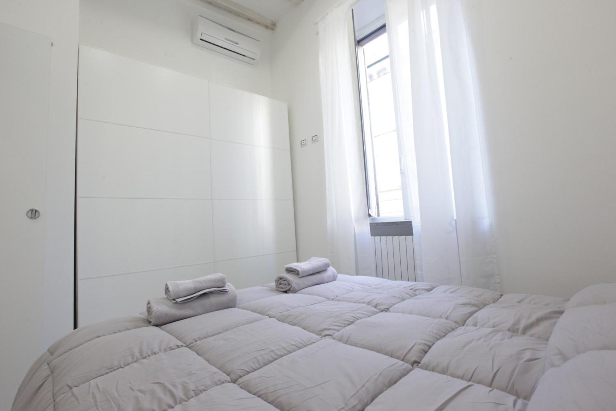 Amazing Apartment In City Center With Balcony ميلان المظهر الخارجي الصورة